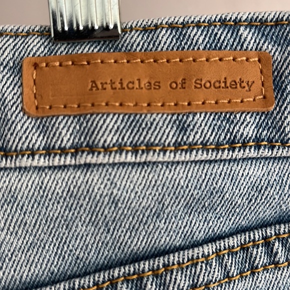 Articles of Society High  Rise  Denim Shorts, Size 31, NWT - Picture 10 of 16